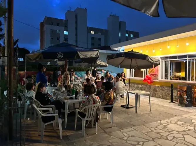 Bar e Restaurante no bairro Cabral em Curitiba