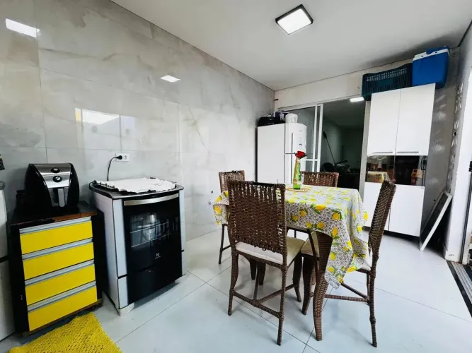 Vendo Casa no Condomínio Rio Jangada, 3 quartos - Jardim Imperial, Cuiabá MT.