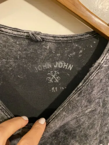 Camiseta John John M