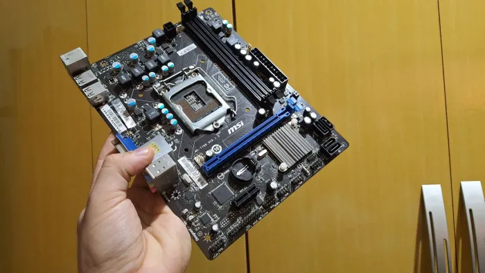 nao funciona Placa-Mãe MSI 1155 H61