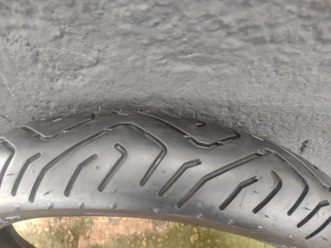 Pneu Dianteiro 110/70-17 ou 100/80-17 A PARTIR de 50,00