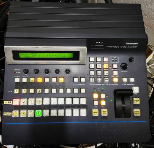 Switcher De Vídeo - Mesa De Corte - Panasonic Av-hs400a