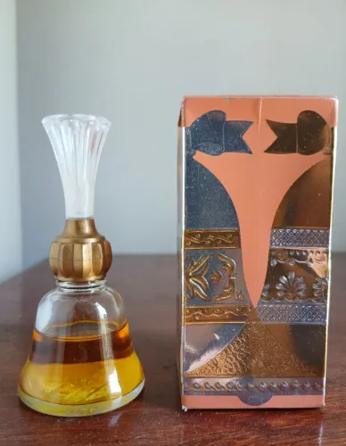 Perfuma Avon Antigo