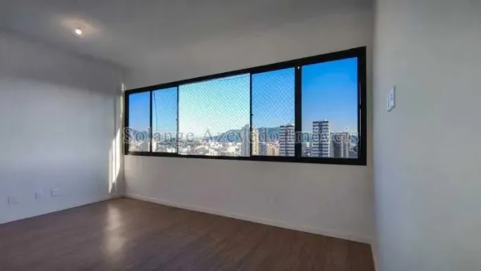 Apartamento de 3 quartos junto ao Shopping Tijuca.