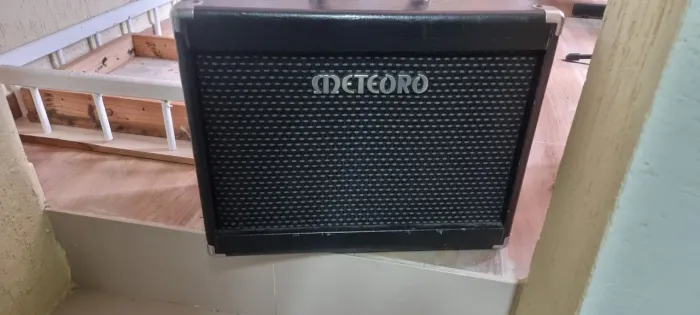 Amplificador valvulado Meteoro MGV7