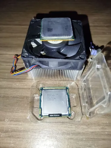 Processador AMD + INTEL Perfeito para bancada 