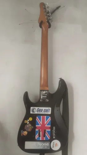 Guitarra Washburn Mercury by Groove Jackson