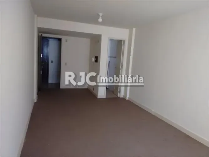 Comercial/Industrial de 28 metros quadrados no bairro Centro