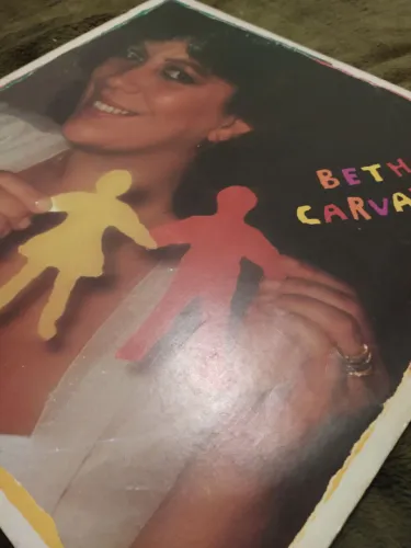 Vinil: BETH CARVALHO / Traço de união.