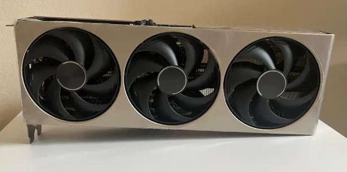 Placa de Video MSI GeForce RTX 5070 Ti Inspire 3X OC