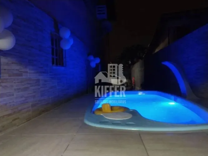 Casa com 6 quartos à venda, 160 m² por R$ 950.000 - Itaipu - Niterói/RJ