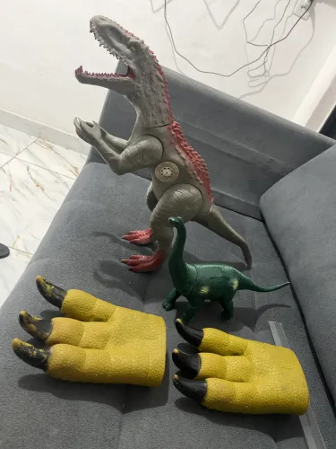 Quem ama dinossauro??Lote de brinquedos barato!!!