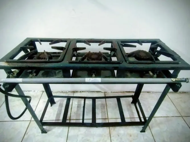 Equipamentos para restaurantes e lanchonetes.