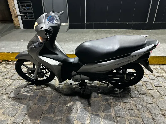 Honda Biz 125i completa