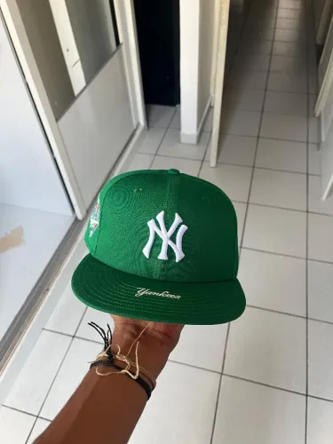Boné New York Yankees Verde - Novo!