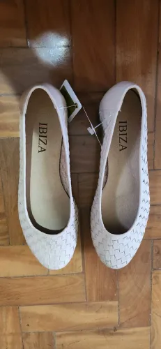 Sapatilha em couro nova n. 37 Ibiza