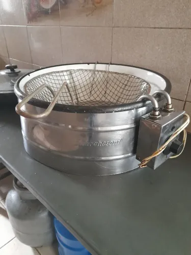 Fritadeira Elétrica Industrial - Marca: Marchesoni