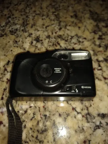 Máquina fotográfica Yashica