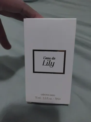 vendo um perfume lily 