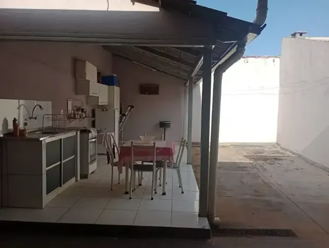 Casa a venda no Alecrim CRRE1