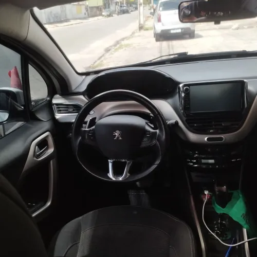 Peugeot 2008 Allure 1.6 Flex 16V 5P Aut. 2017