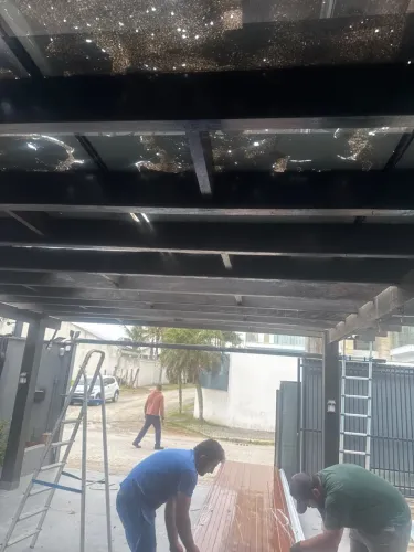 Torra-se  Chapas de vidro 10mm  usadas cobre 45m2