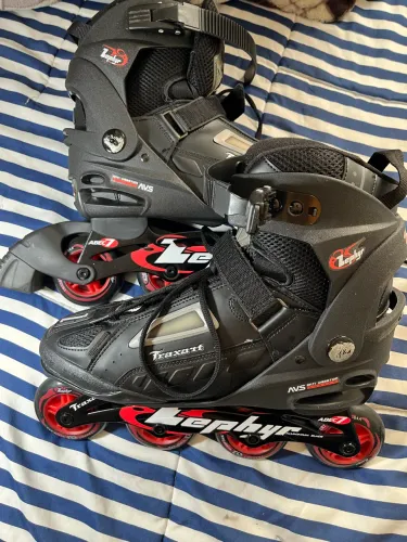 Patins Traxart Zephyr 40 ABEC-7 + Kit Proteção Usado 2x
