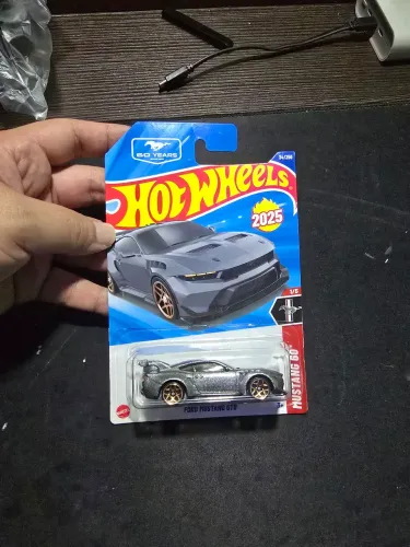 Hot Wheels ford mustang