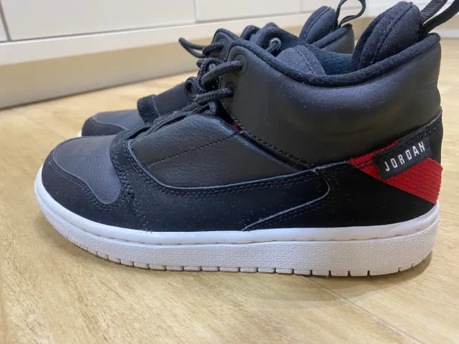 Nike Jordan Fadeaway - NA CAIXA