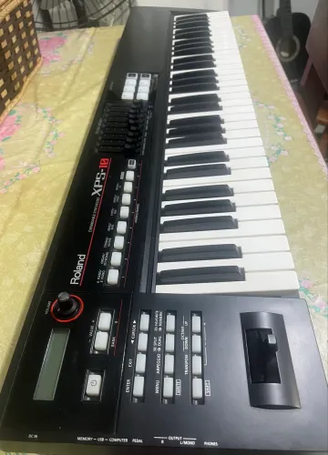 Teclado sintetizador XPS10 Roland