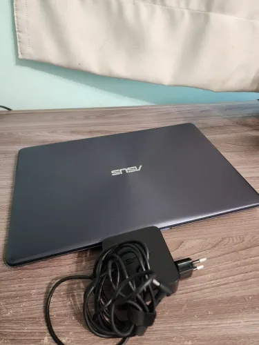 Notebook Asus i5