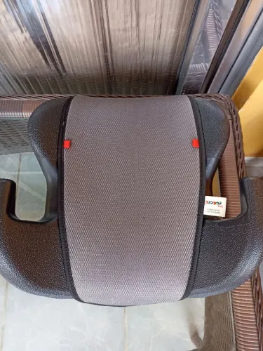 Vende-se assento de carro Infantil.