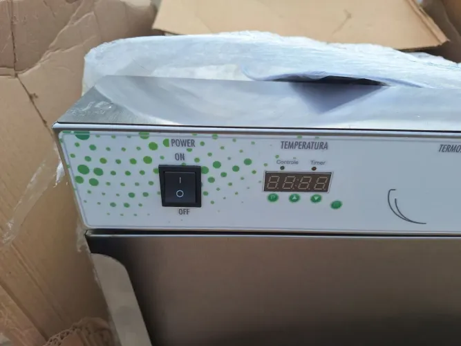 Estufa bacteriologica 120L Lima Tec digital  zero na caixa