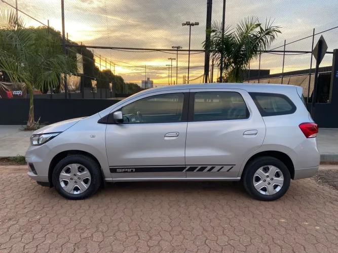 Chevrolet Spin LS 1.8 8V Econo.flex 5P Mec. 2021