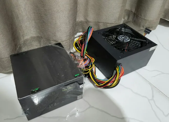 Lote com 2 fontes sem teste