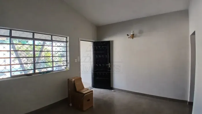 Casa residencial para locação no bairro Jardim Santana em Americana, SP