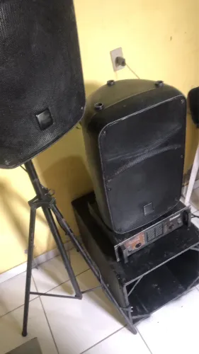 Caixa Staner e sub