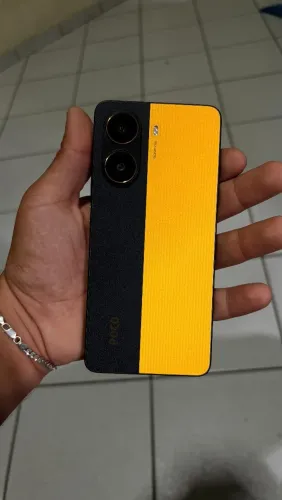 Poco 7 pro semi novo