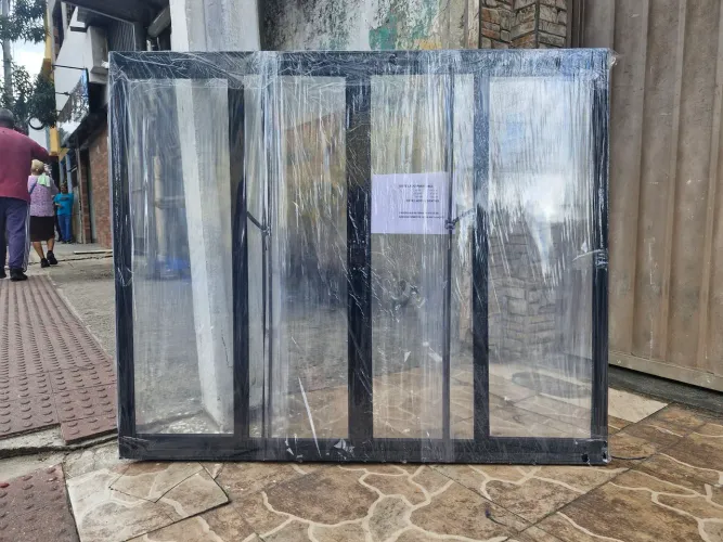 JANELA ALUMÍNIO PRETO 1,00X1,20 COM 4 FOLHAS!! OFERTA DE FÁBRICA!!!