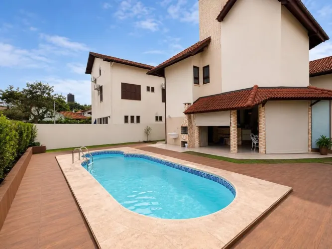 Casa com 4 dormitórios à venda, 300 m² por R$ 3.990.000 - Jurerê Internacional - Florianóp