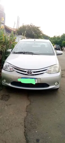 Toyota Etios XLS Sedan 1.5 Flex 16V 4P Mec. 2016