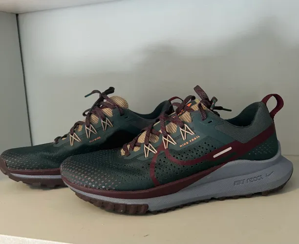 Nike React Pegasus Trail 4