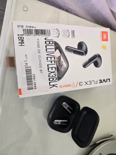 Fone de ouvido JBL Live Flex 3  - Novo !