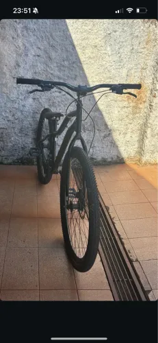 Bicicleta usada em ótimo estado, peças novas