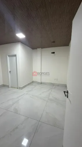 Aluguel de Sala Comercial - Clínica Cisam