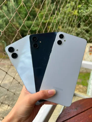 Vendo celulares usados em ótimo estado!