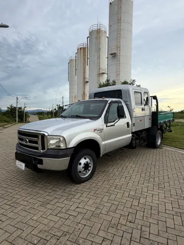Ford / F4000 4X4