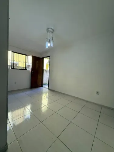 ALUGO ÓTIMO APARTAMENTO NO NOVO GEISEL