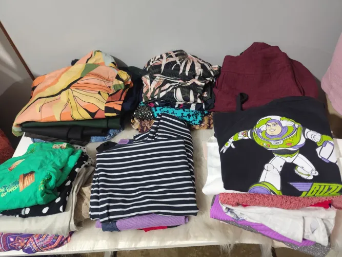 Lote feminino 30 peças tamanho P/M/G