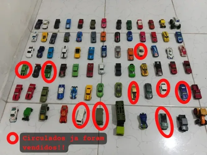 Carrinhos hot wheels excelente estado